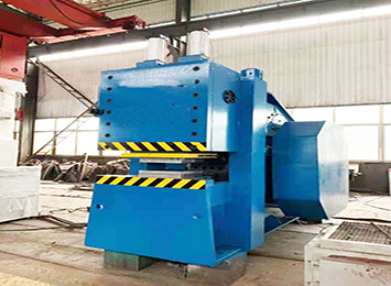 Working principle and precautions of flat forging machine